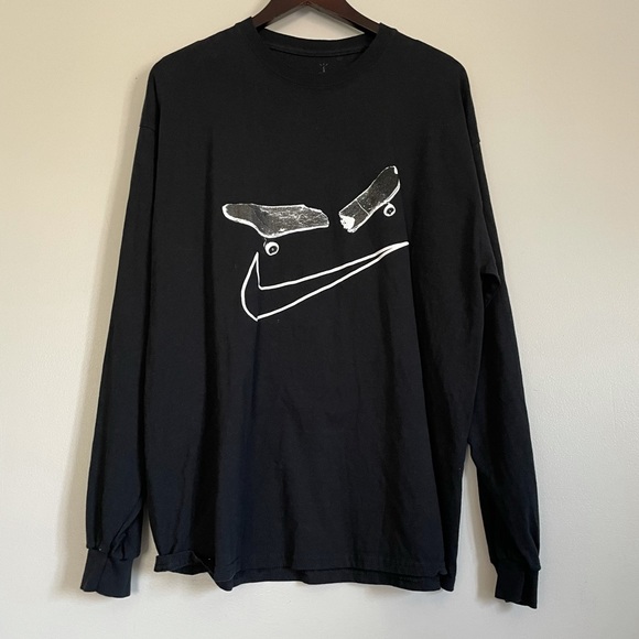 Nike Other - TRAVIS SCOTT CACTUS JACK Nike Long Sleeve XLarge